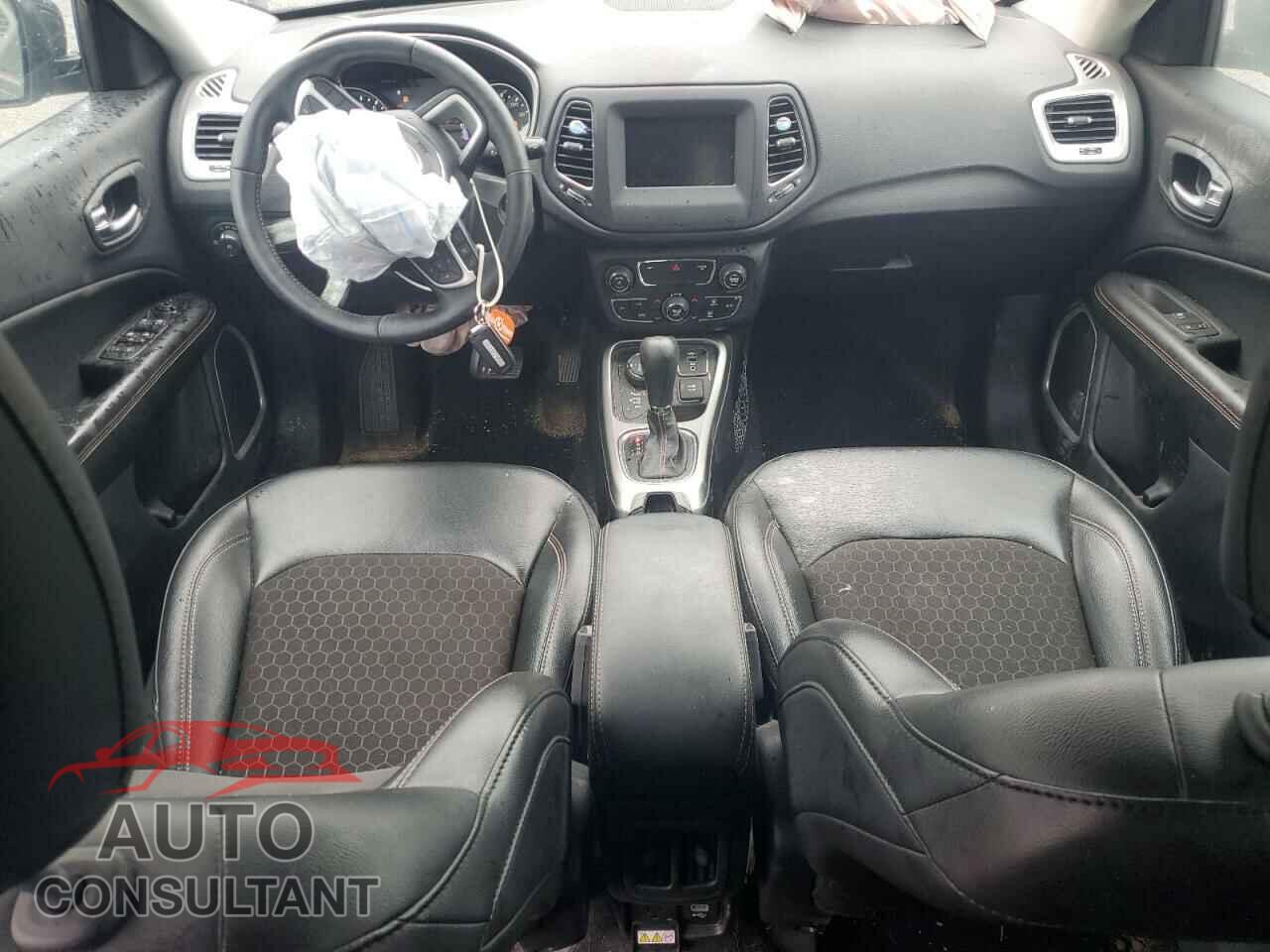 JEEP COMPASS 2020 - 3C4NJDBB5LT209816