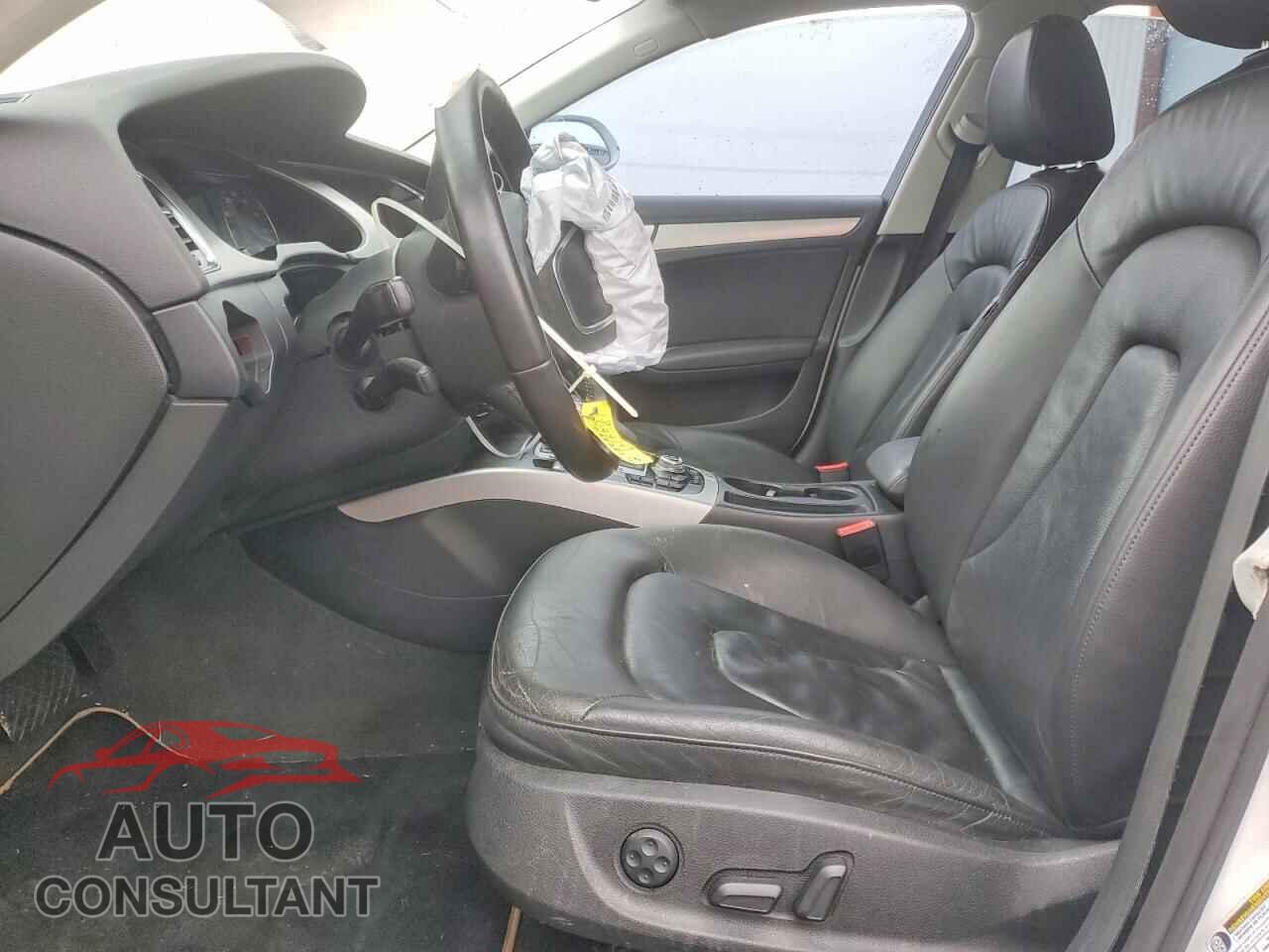 AUDI A4 2011 - WAUFFAFL0BA096741