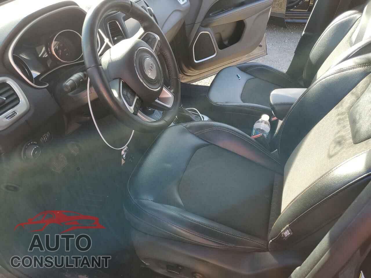 JEEP COMPASS 2017 - 3C4NJDBB9HT664577