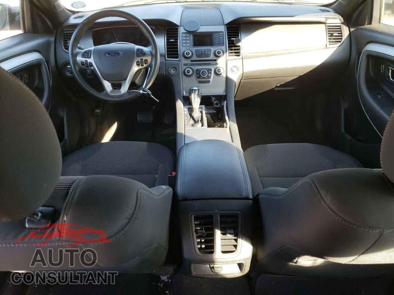 FORD TAURUS 2017 - 1FAHP2E89HG127623