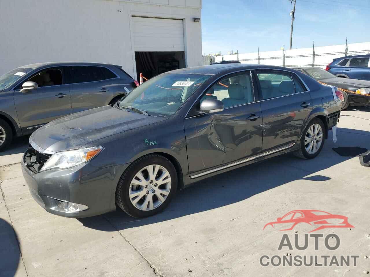 TOYOTA AVALON 2012 - 4T1BK3DB2CU441024