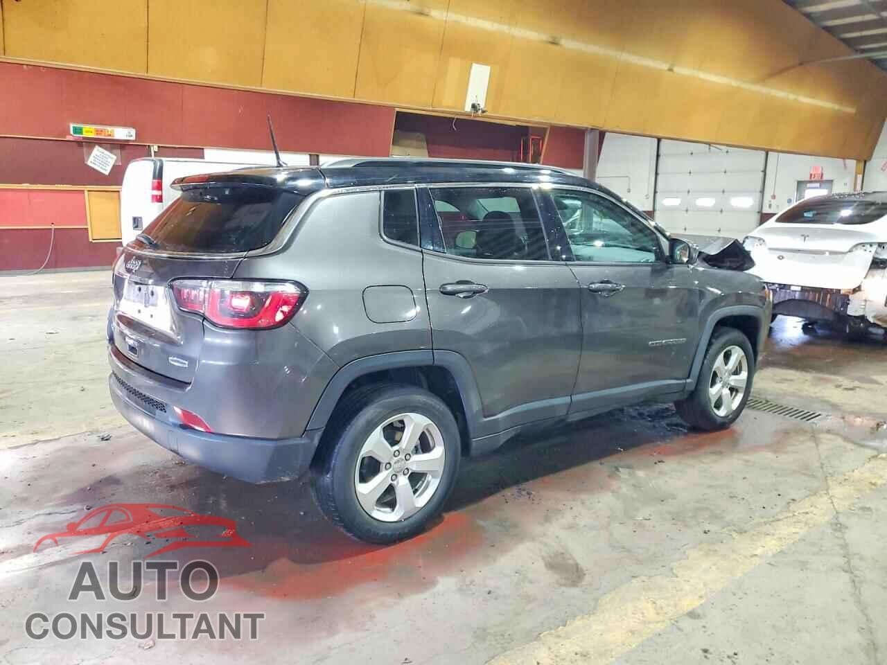 JEEP COMPASS 2018 - 3C4NJDBB2JT455431