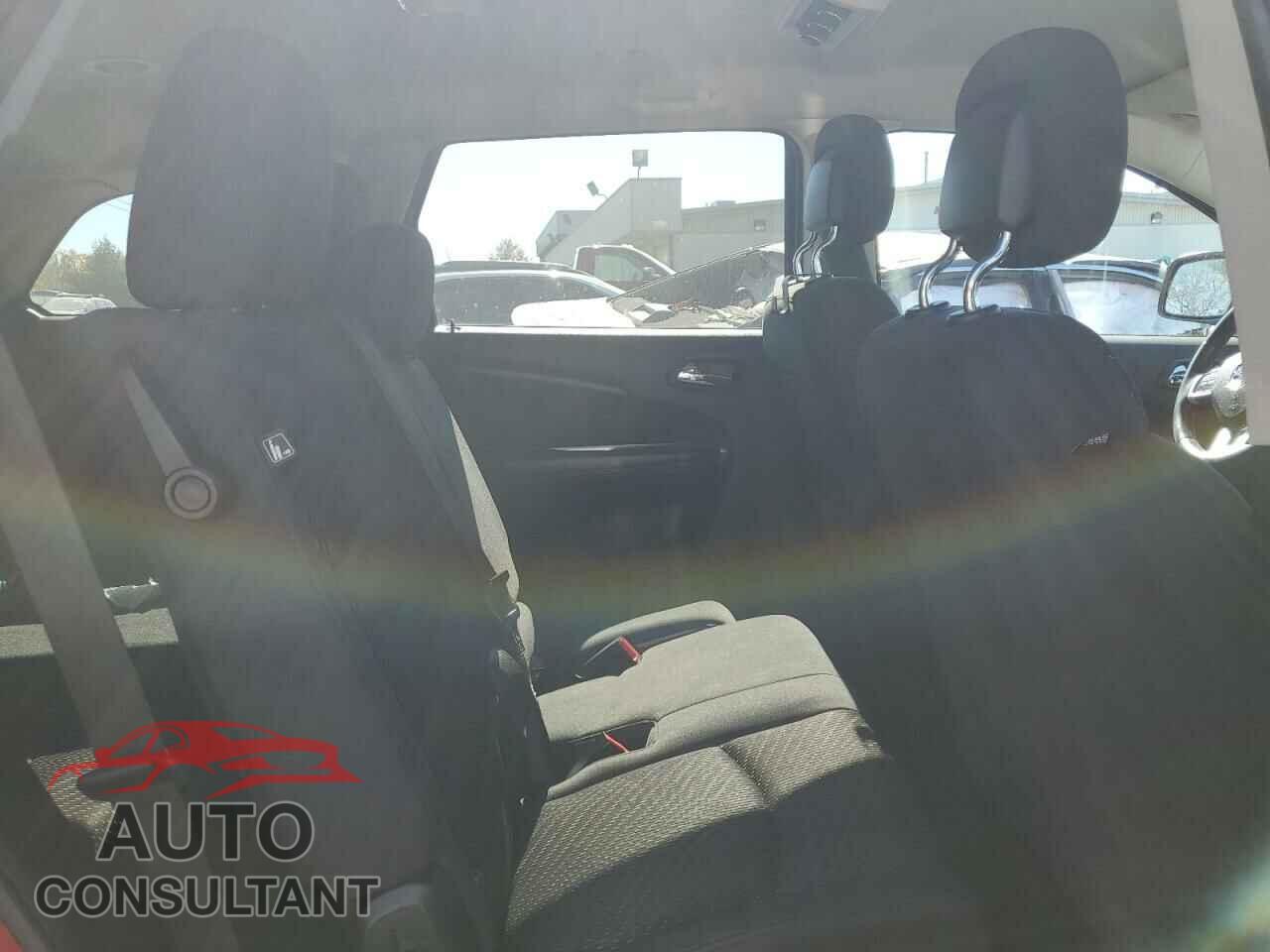DODGE JOURNEY 2012 - 3C4PDCBG7CT393548