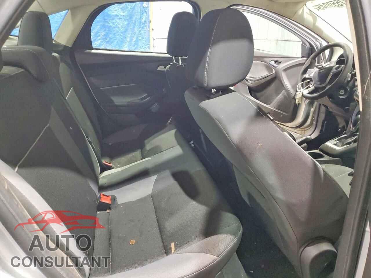 FORD FOCUS 2014 - 1FADP3F22EL114259