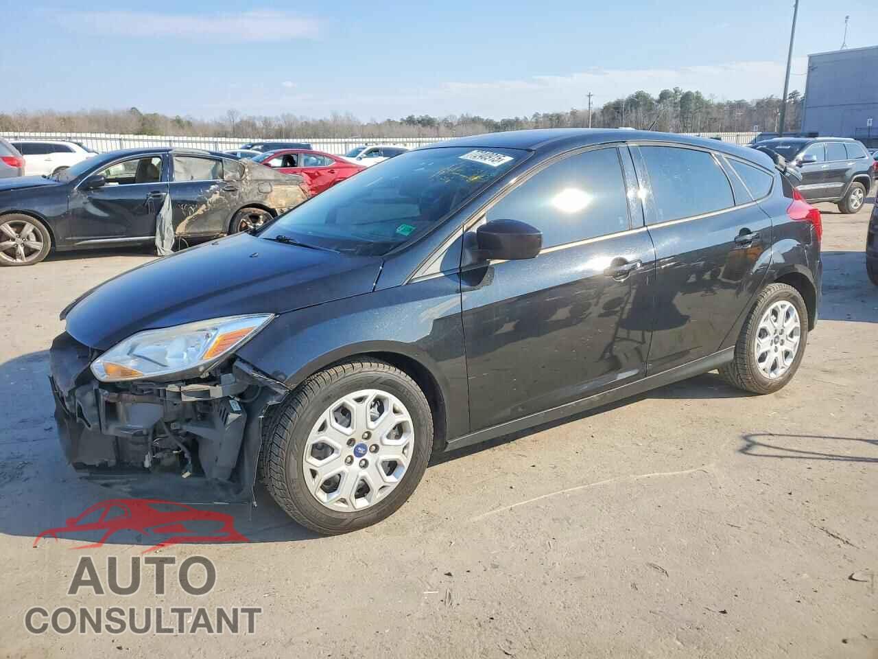 FORD FOCUS 2012 - 1FAHP3K22CL309833