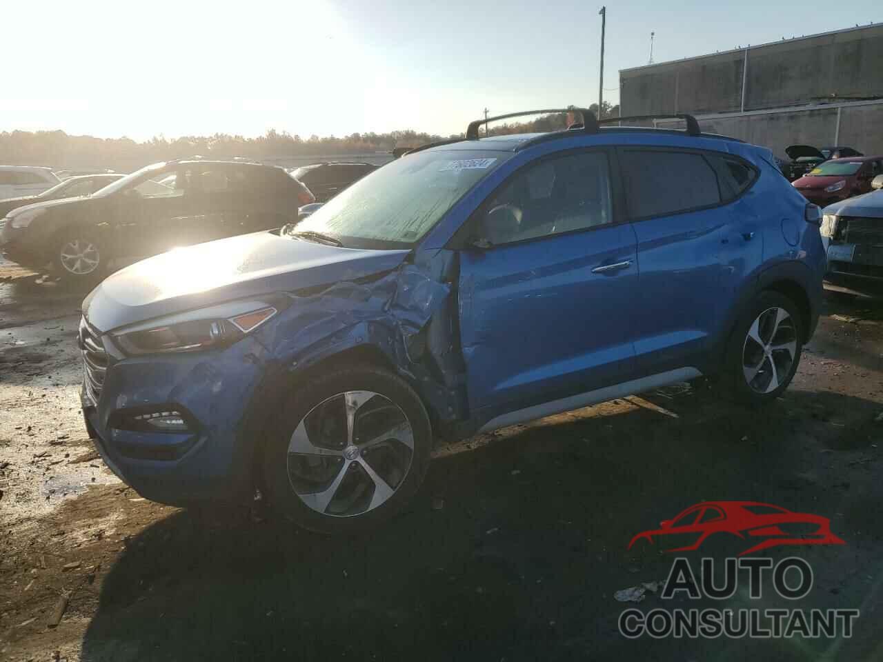 HYUNDAI TUCSON 2018 - KM8J3CA26JU714749