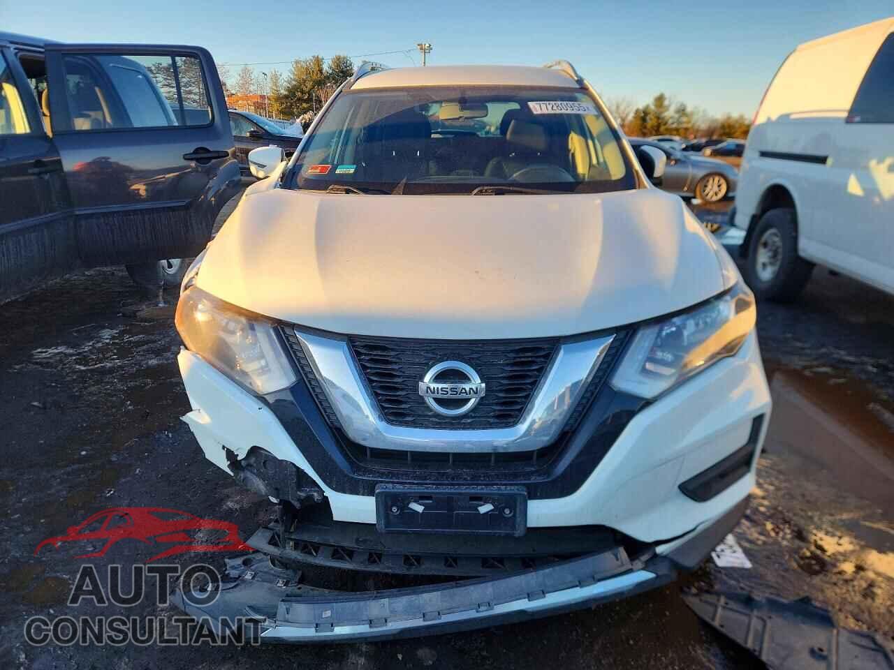 NISSAN ROGUE 2017 - KNMAT2MV7HP532135