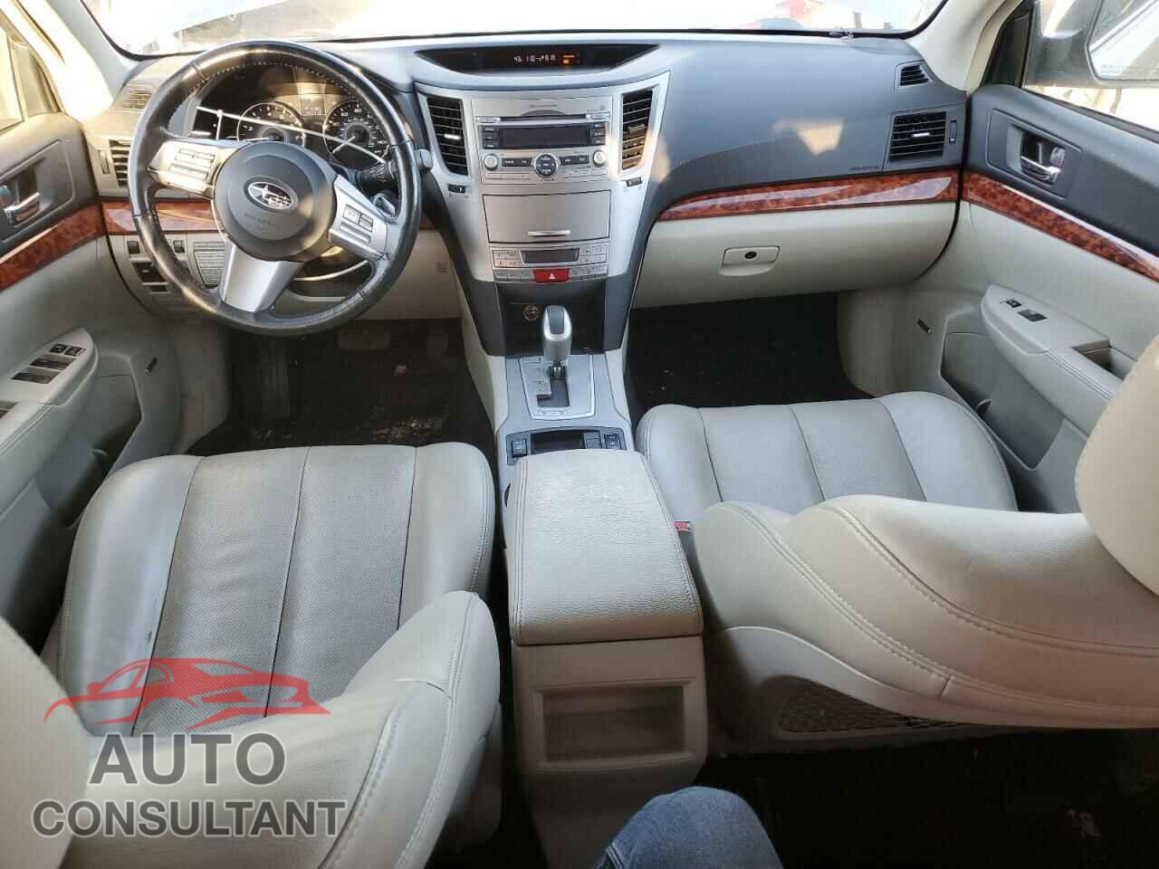 SUBARU OUTBACK 2010 - 4S4BRBKC8A3334600