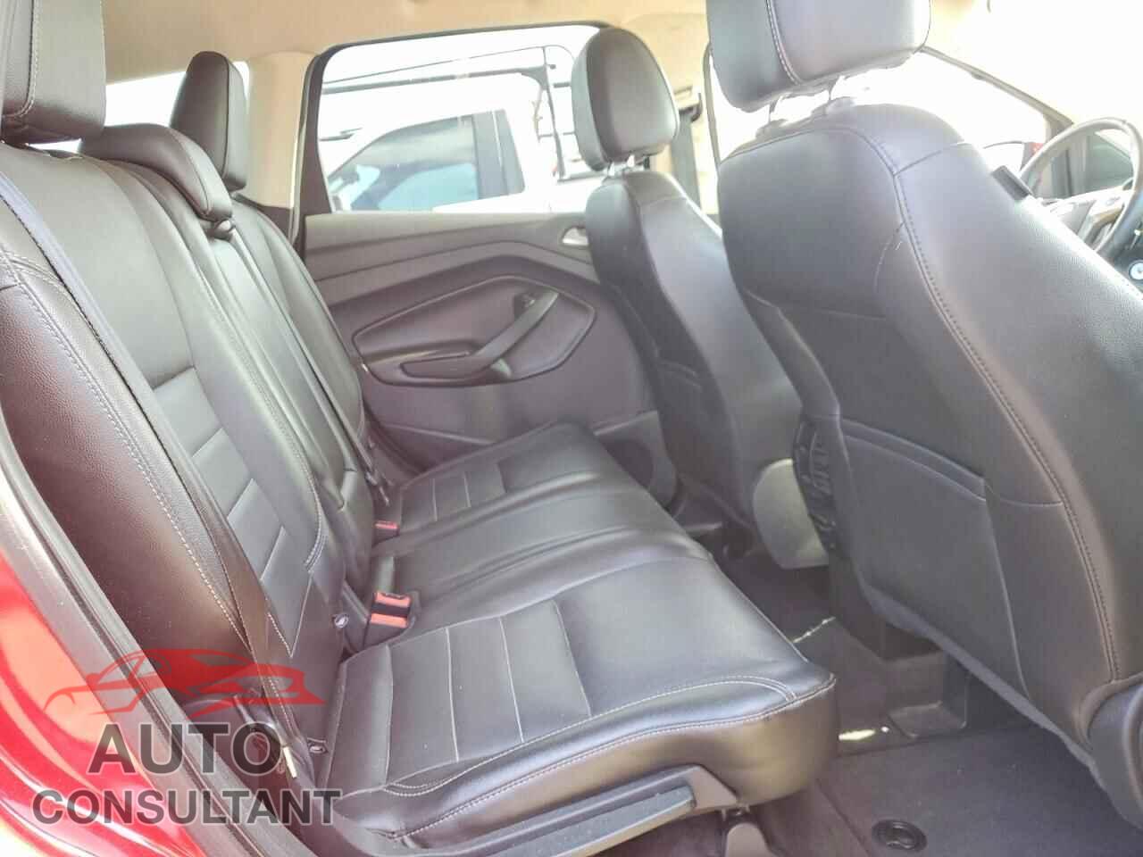 FORD ESCAPE 2014 - 1FMCU9G9XEUC52456