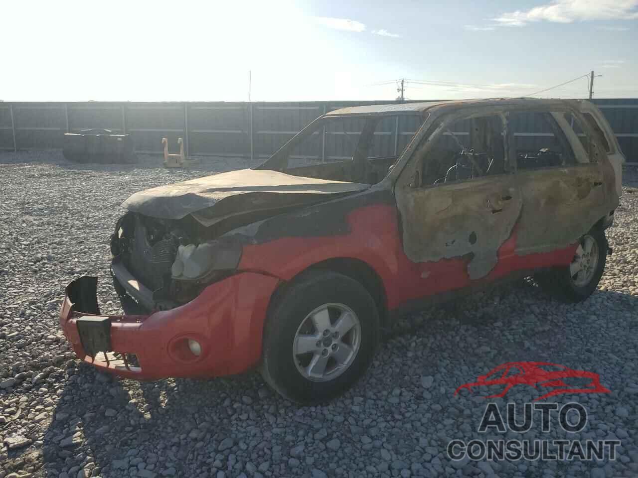FORD ESCAPE 2009 - 1FMCU03739KA07967