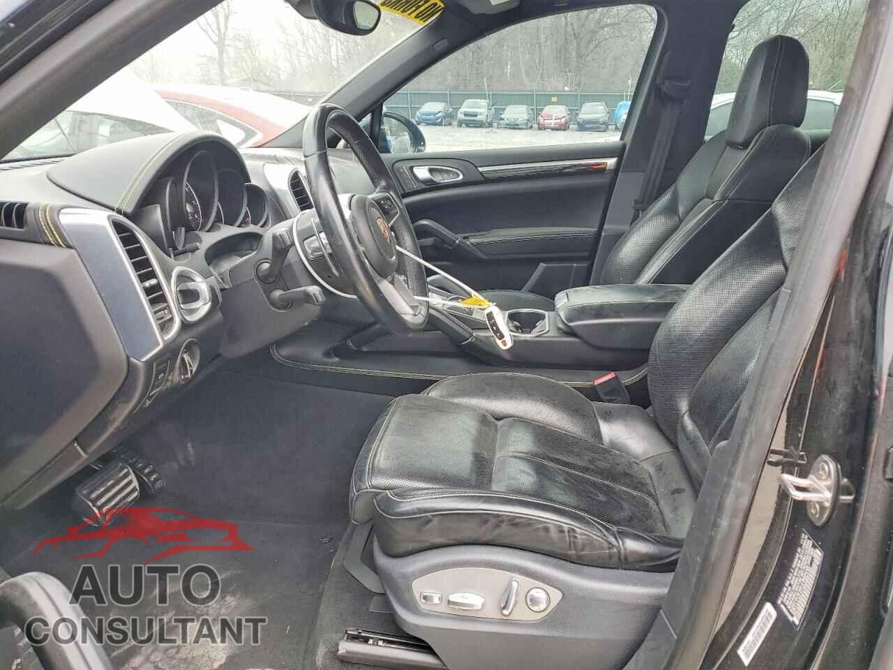 PORSCHE CAYENNE 2017 - WP1AA2A21HKA86236