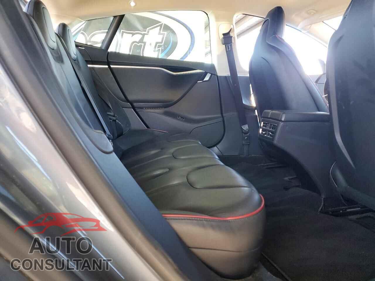TESLA MODEL S 2013 - 5YJSA1CP0DFP08535