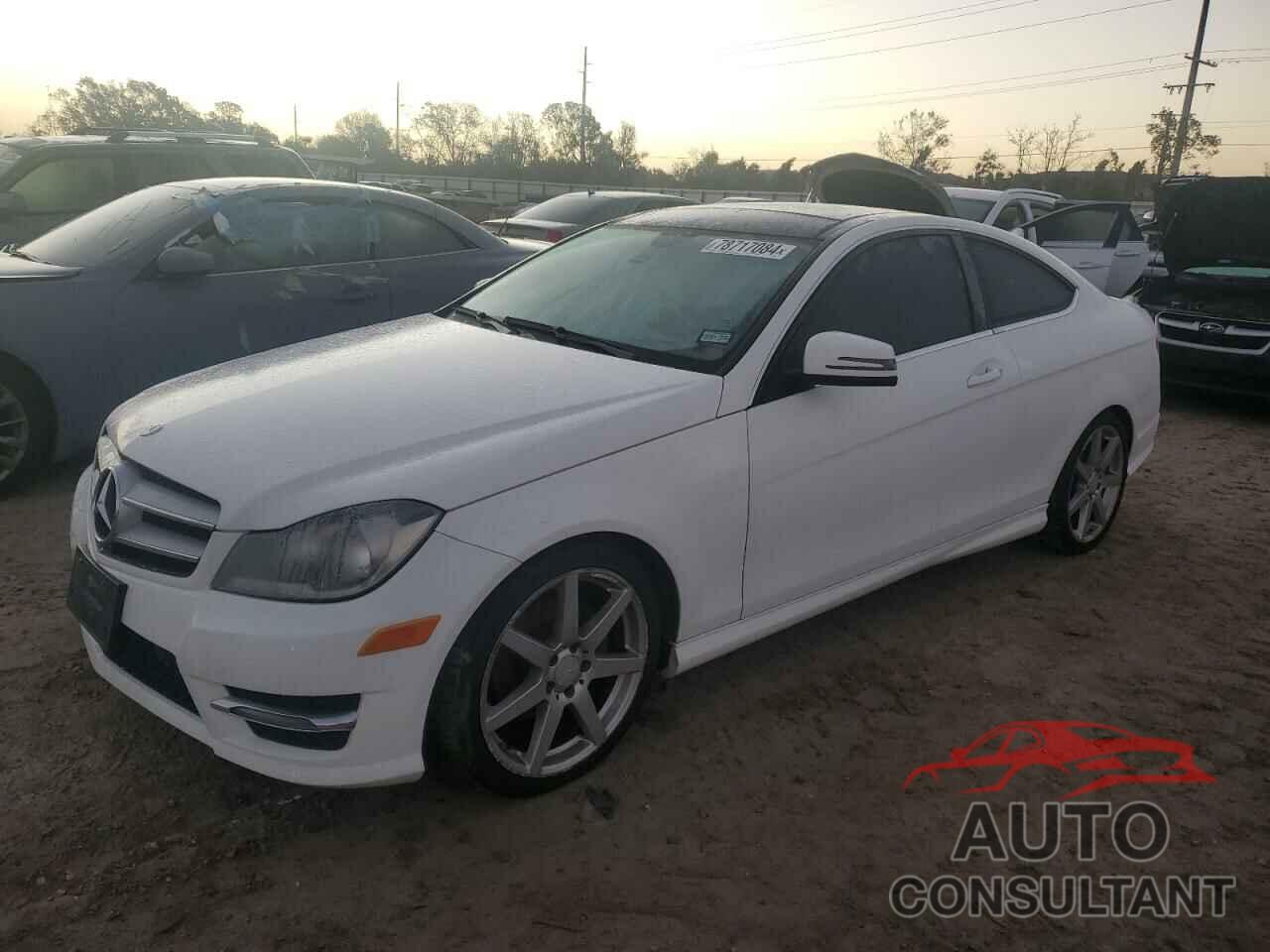 MERCEDES-BENZ C-CLASS 2013 - WDDGJ4HBXDG060654