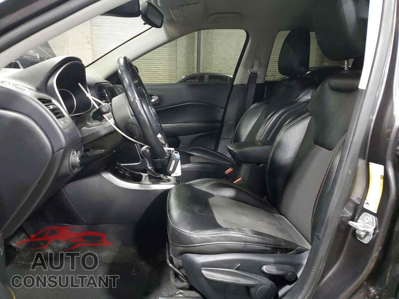 JEEP COMPASS 2020 - 3C4NJDBB5LT139475