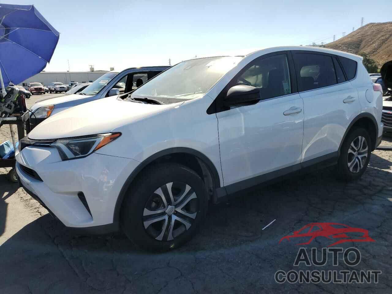 TOYOTA RAV4 2018 - JTMZFREV5JJ723899