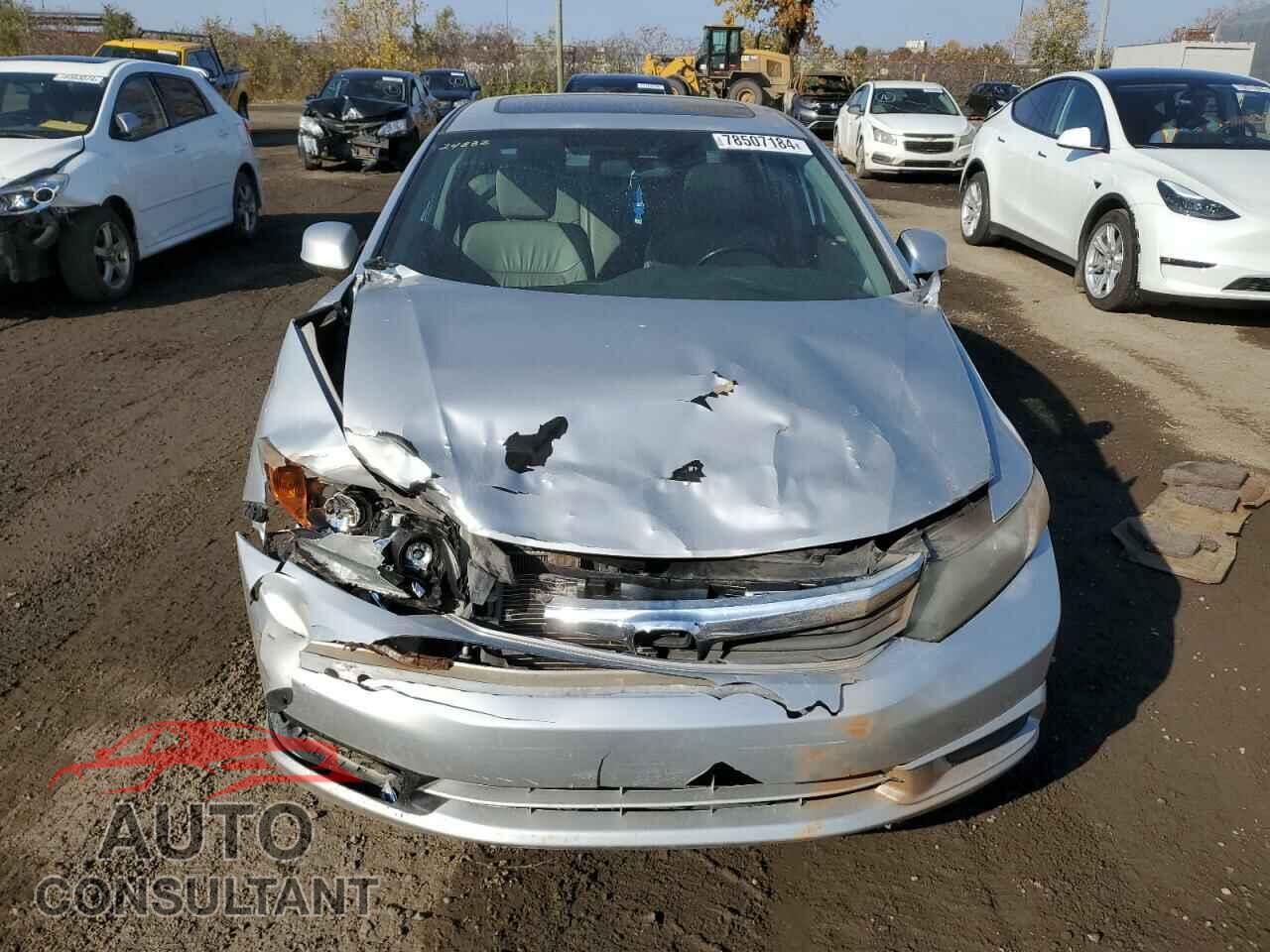 HONDA CIVIC 2012 - 2HGFB2F99CH121780