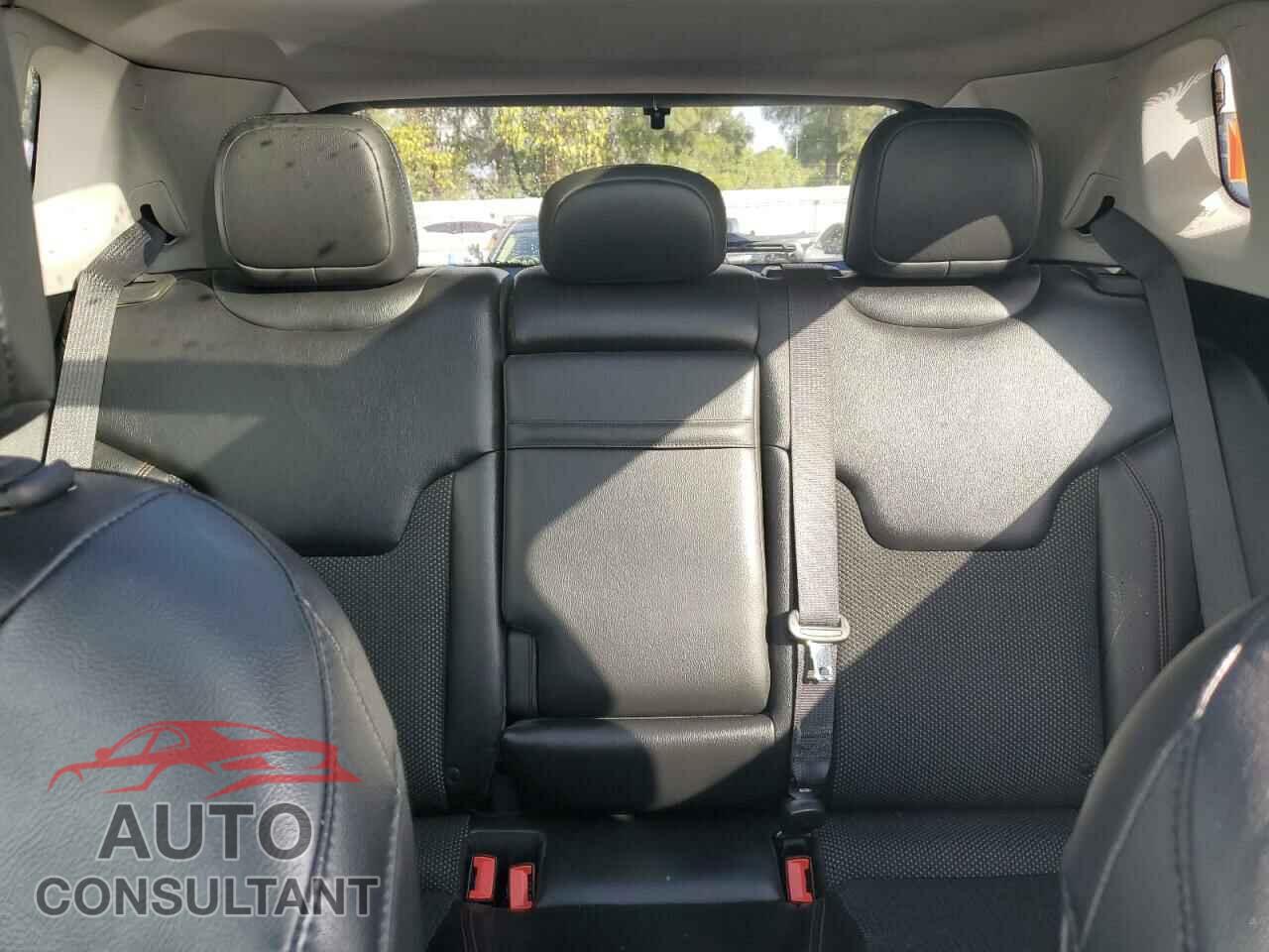 JEEP COMPASS 2018 - 3C4NJDDB3JT128694
