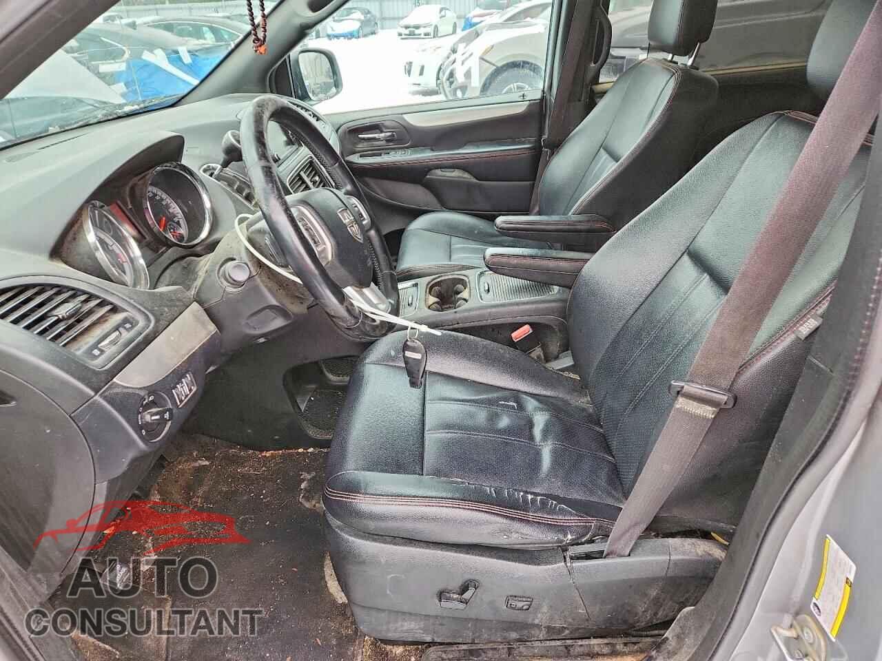 DODGE CARAVAN 2018 - 2C4RDGEG5JR313224