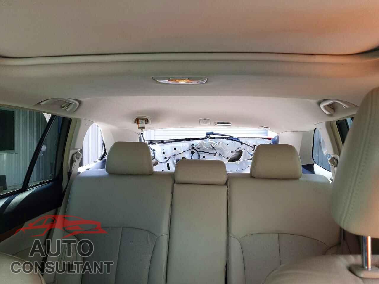 SUBARU OUTBACK 2014 - 4S4BRBLC3E3310676