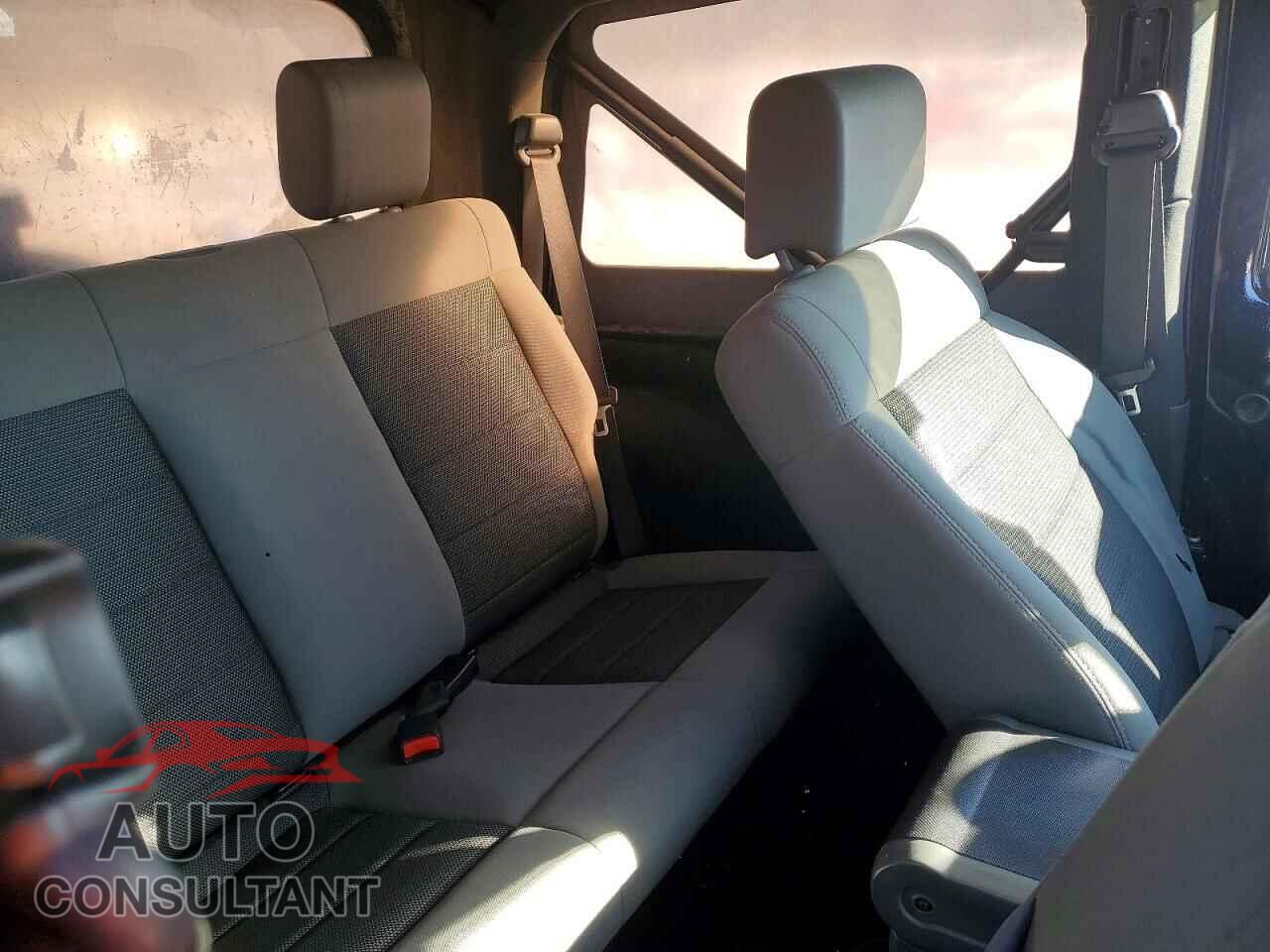 JEEP WRANGLER 2010 - 1J4AA5D19AL137210