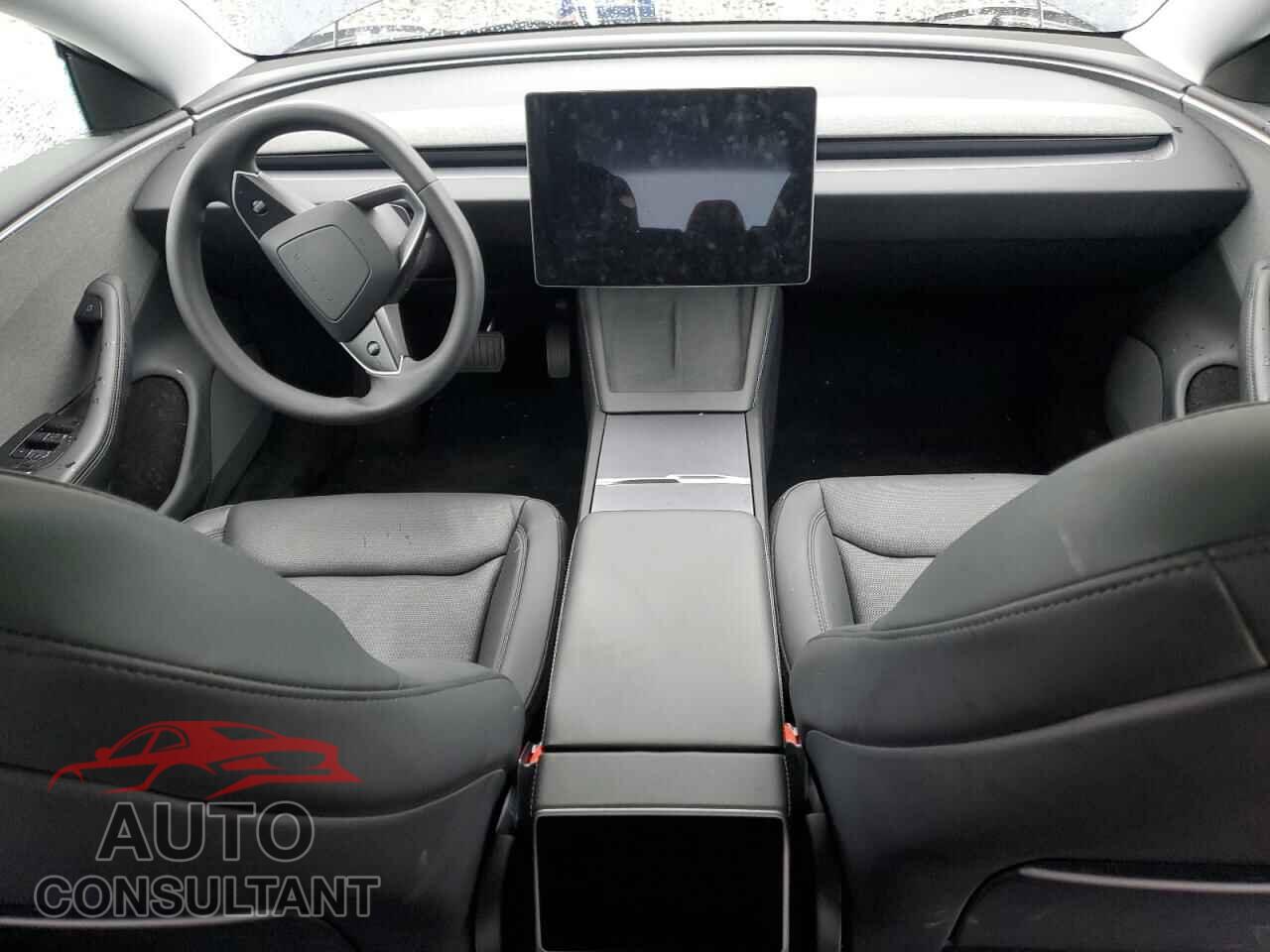 TESLA MODEL 3 2024 - 5YJ3E1EA8RF765297