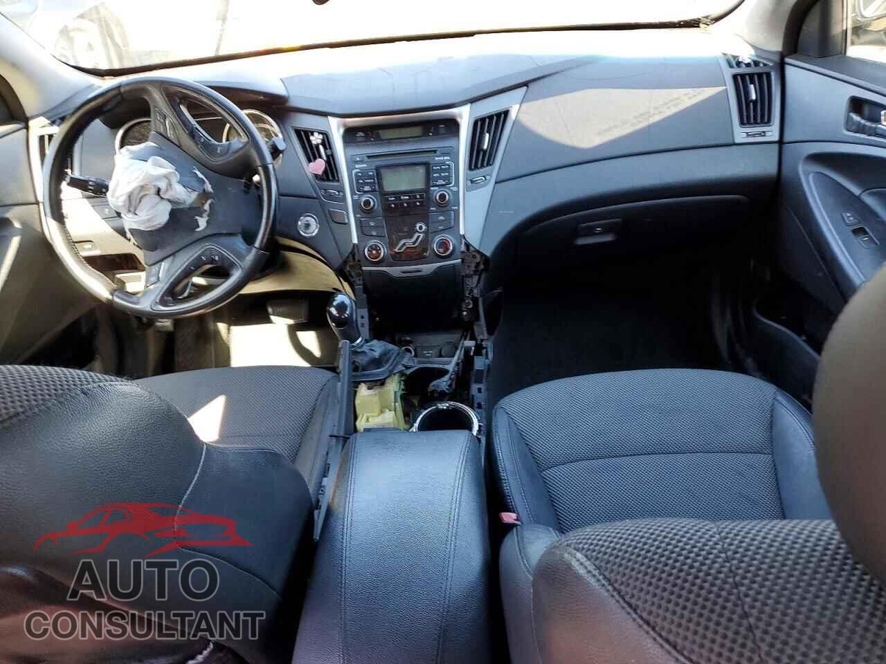 HYUNDAI SONATA 2011 - 5NPEC4AC0BH008697