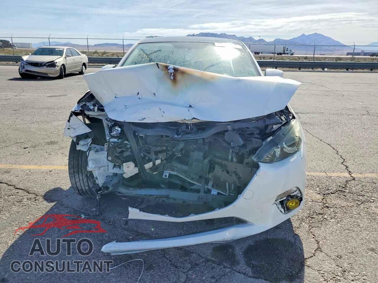 MAZDA 3 2015 - 3MZBM1K79FM137552