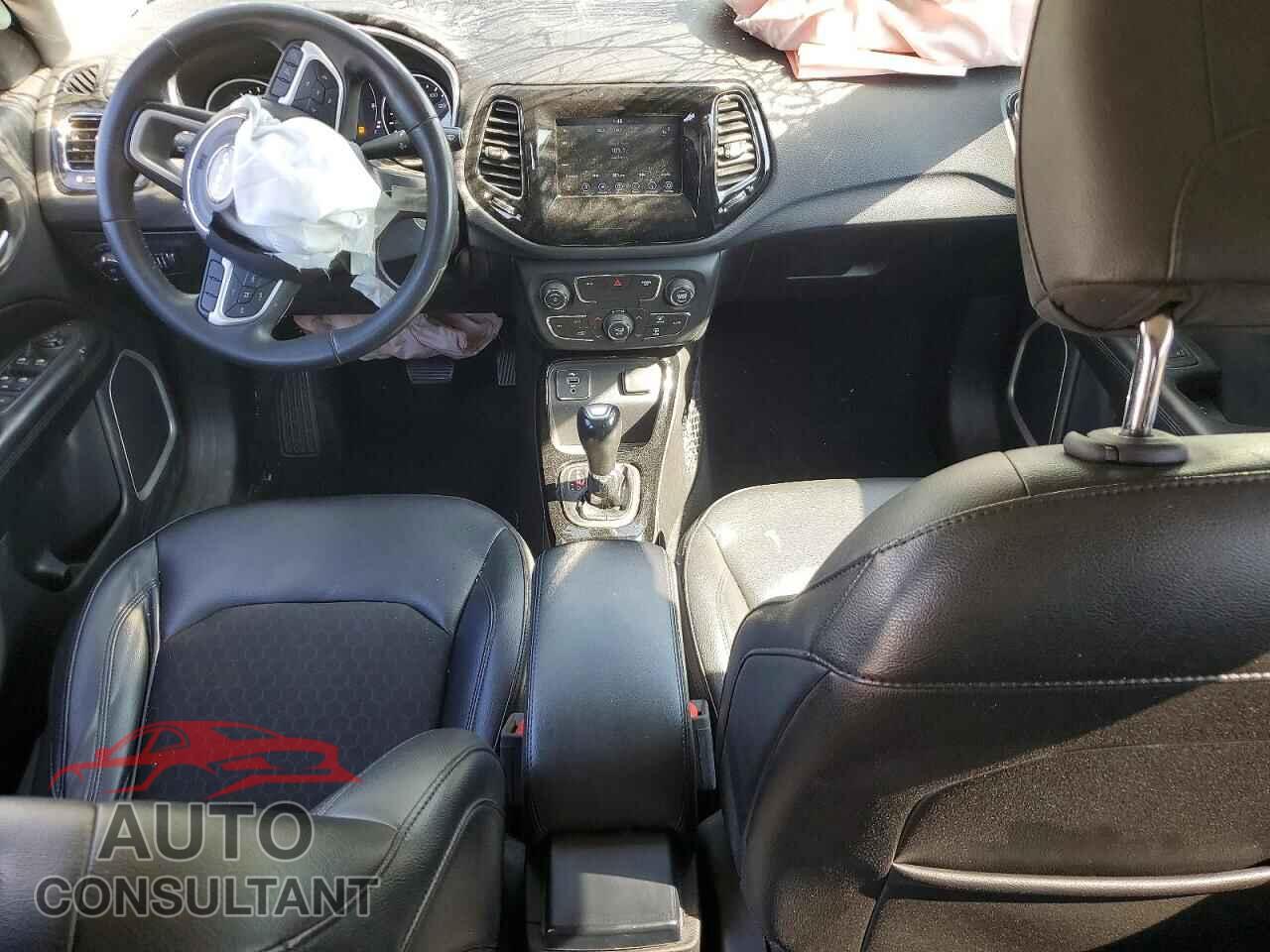 JEEP COMPASS 2021 - 3C4NJCBB3MT592439