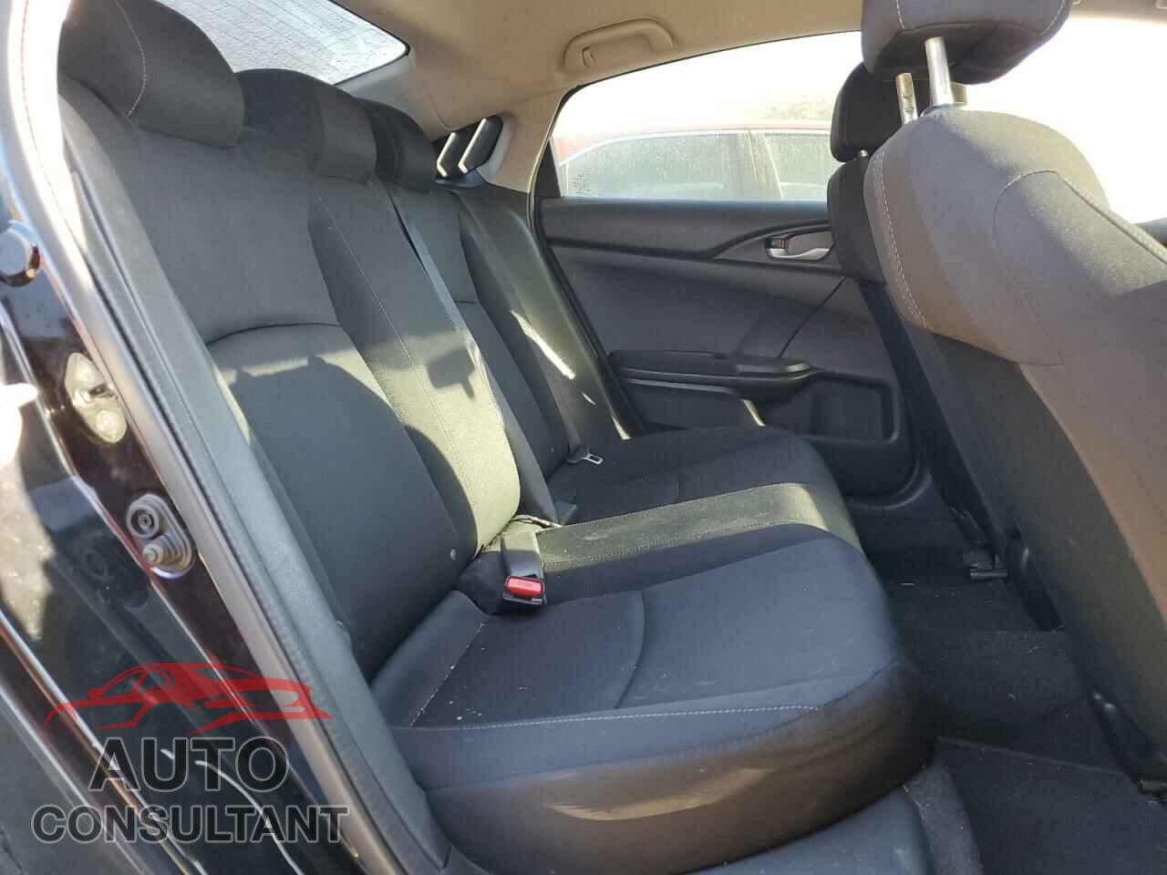 HONDA CIVIC 2017 - 2HGFC2F50HH527643