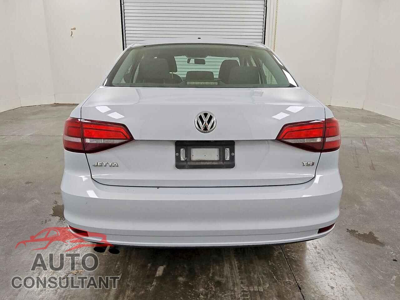 VOLKSWAGEN JETTA 2017 - 3VW2B7AJXHM359798