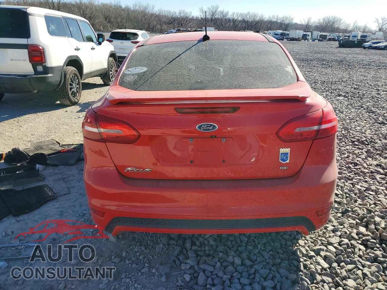 FORD FOCUS 2016 - 1FADP3F22GL297326