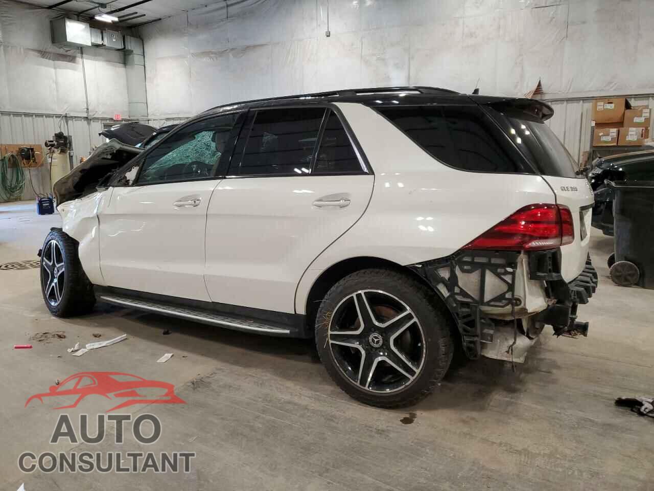 MERCEDES-BENZ GLE-CLASS 2018 - 4JGDA5HB6JA997983