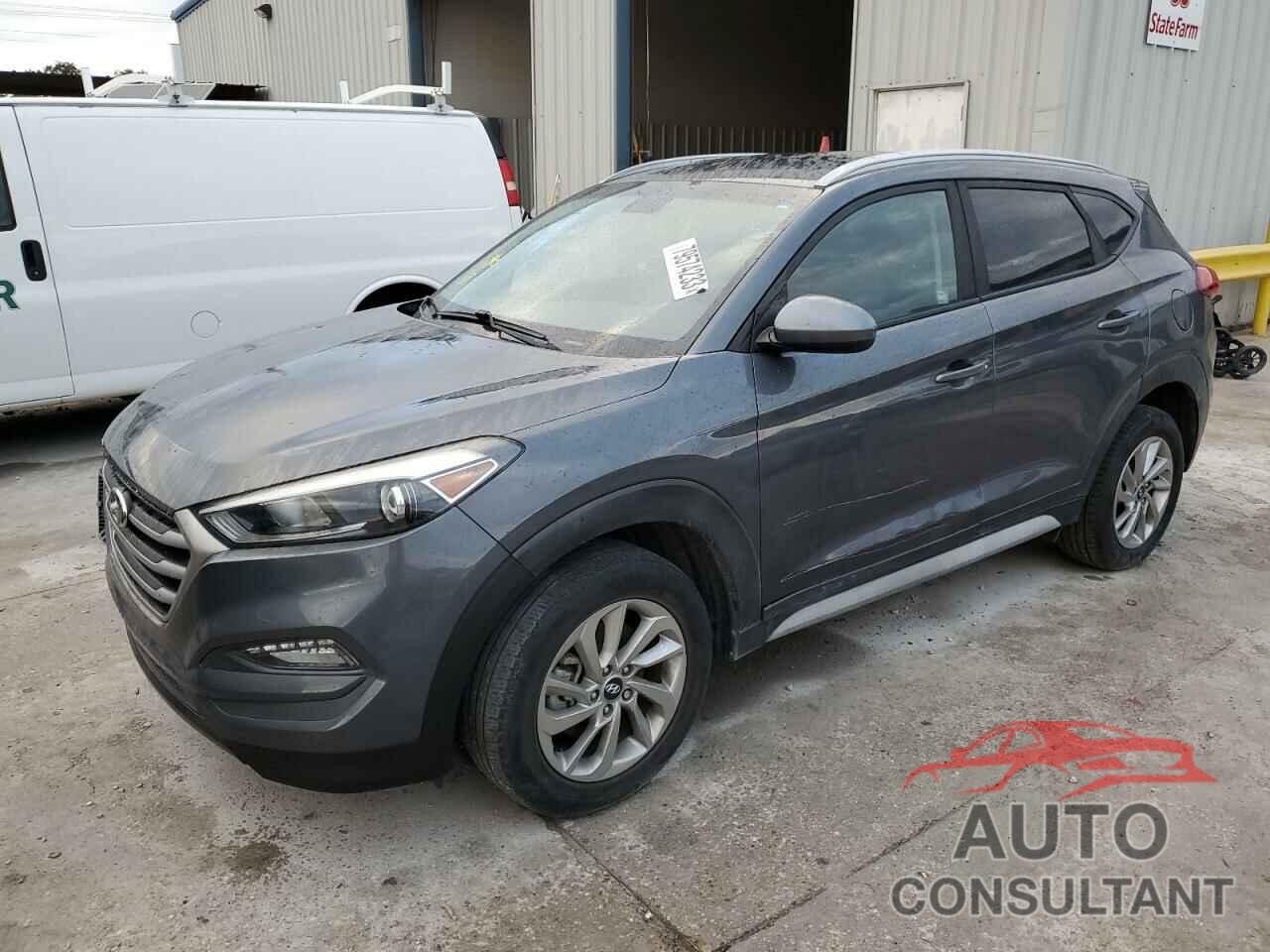 HYUNDAI TUCSON 2018 - KM8J33A43JU722227