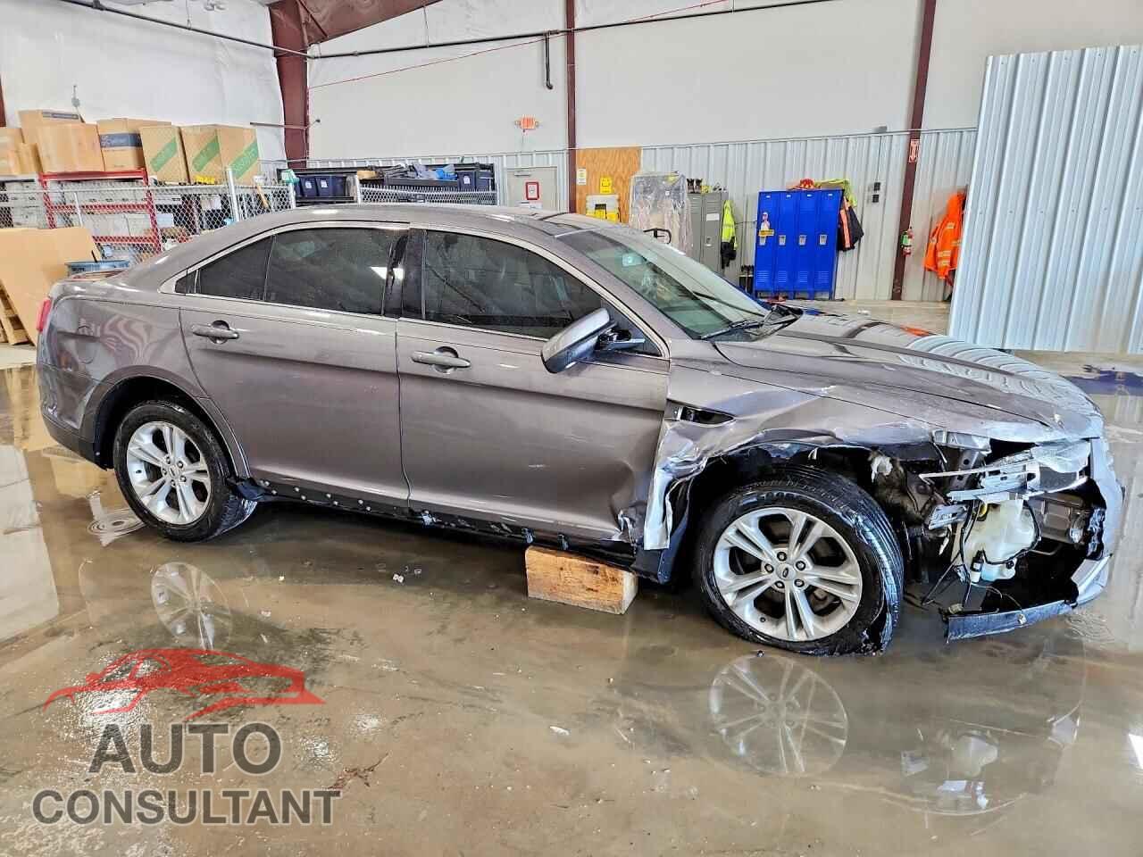 FORD TAURUS 2013 - 1FAHP2E85DG209956
