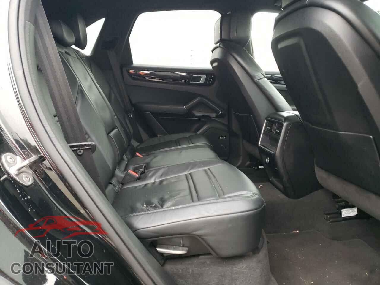 PORSCHE CAYENNE 2020 - WP1AA2AY2LDA09120