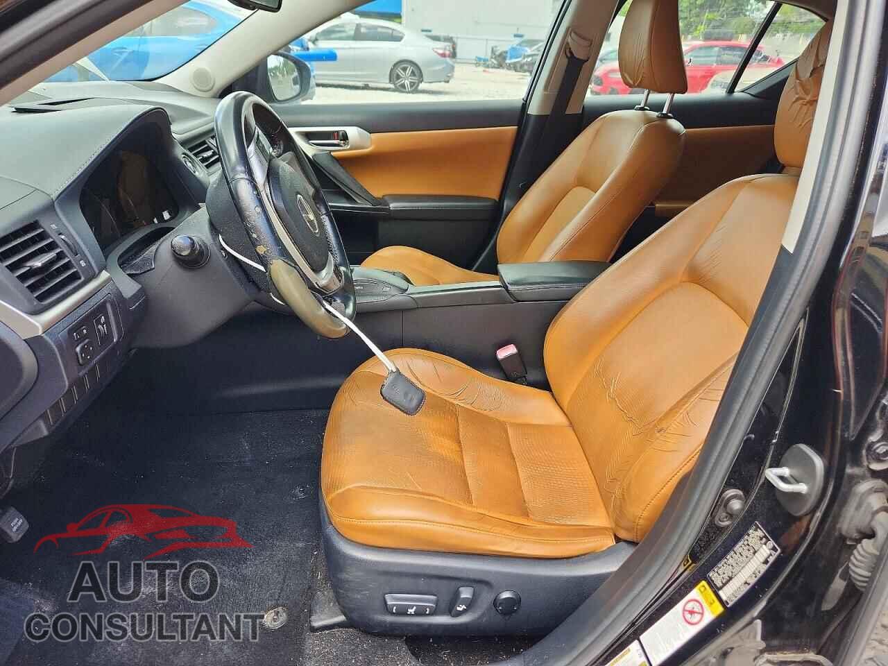 LEXUS CT 200 2011 - JTHKD5BH9B2042363