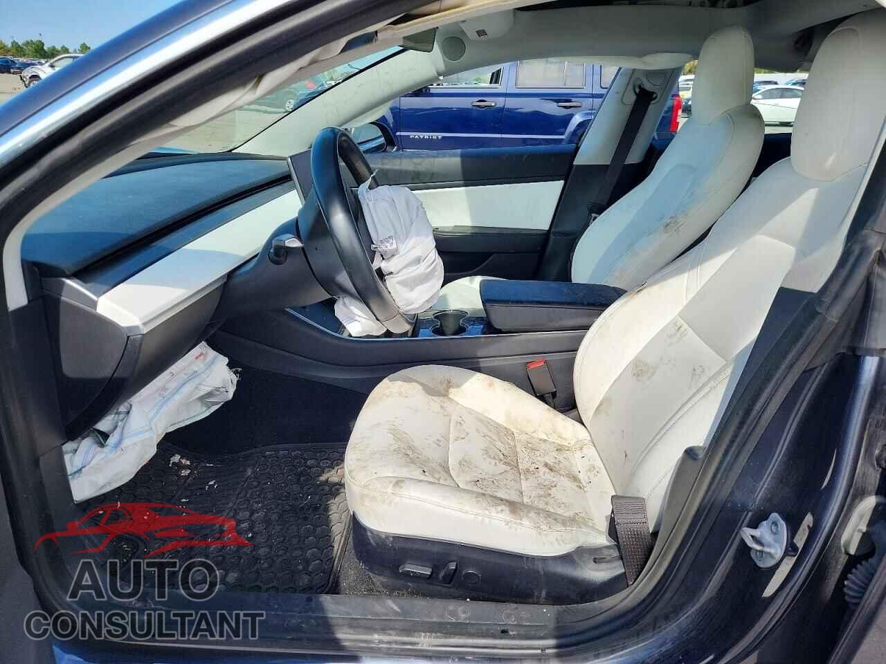 TESLA MODEL 3 2018 - 5YJ3E1EB8JF074977