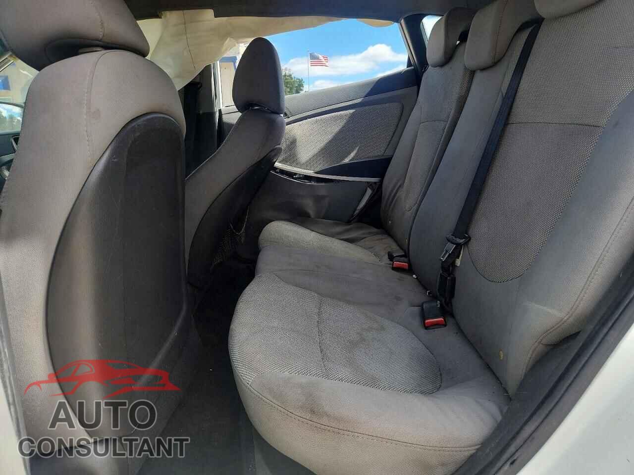 HYUNDAI ACCENT 2012 - KMHCT5AE4CU012933