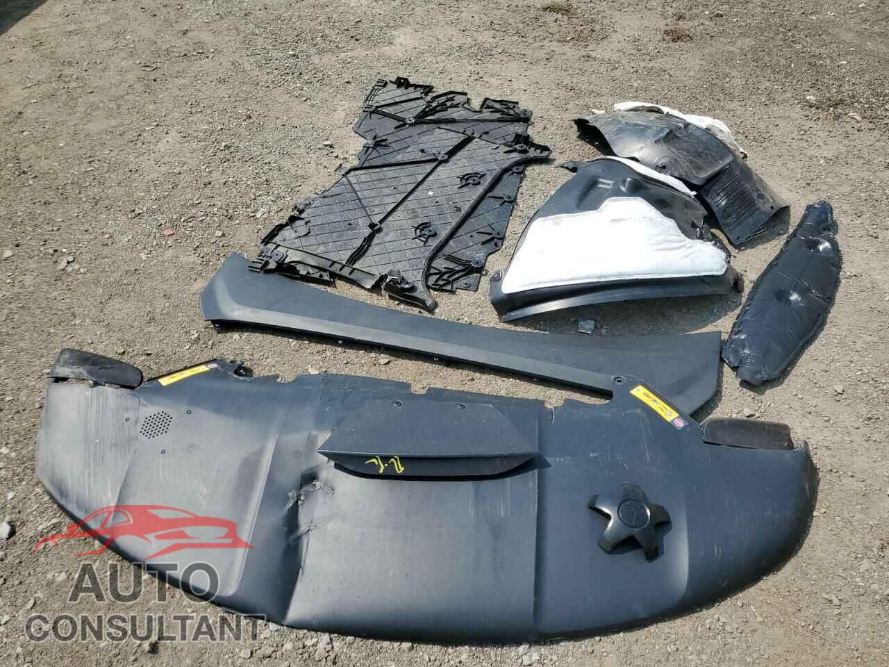 TESLA MODEL X 2023 - 7SAXCBE65PF430023