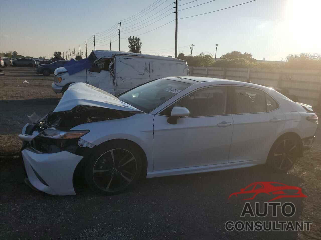 TOYOTA CAMRY 2019 - 4T1B61HK2KU701858