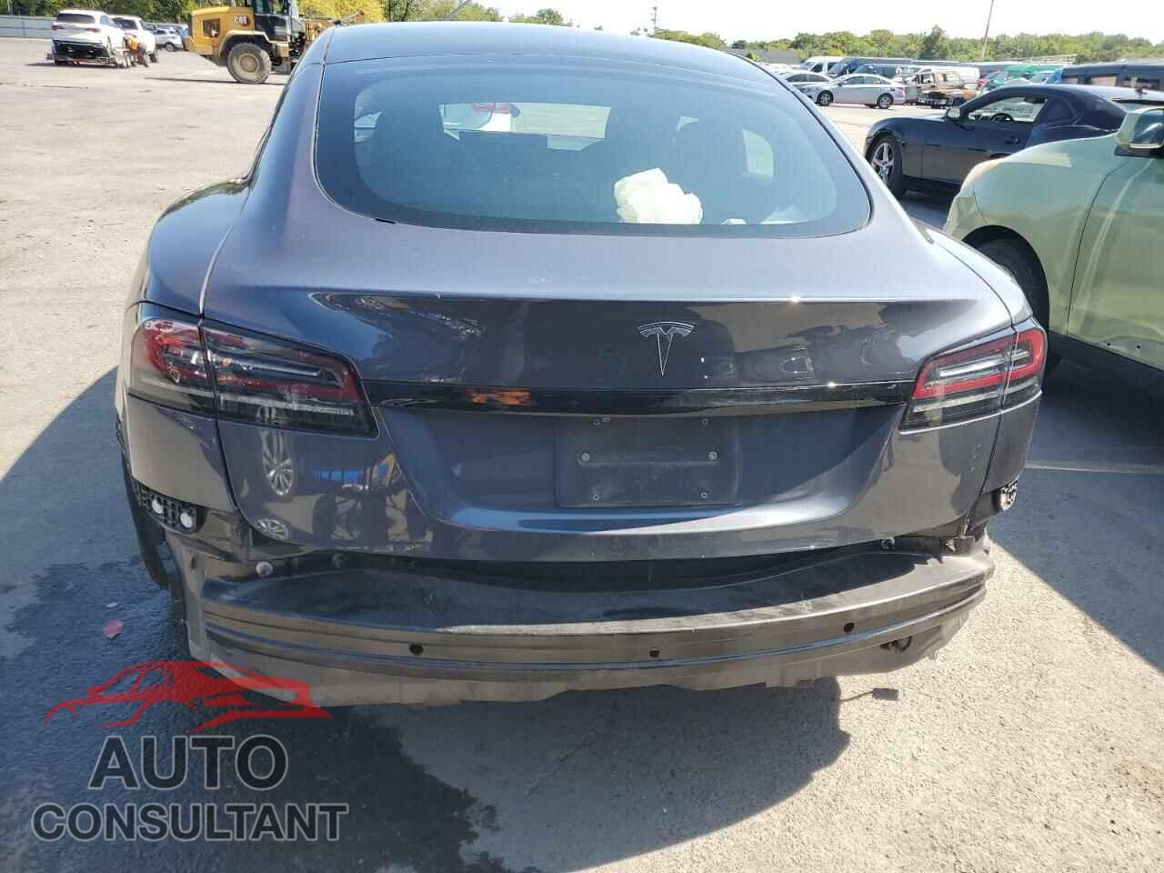TESLA MODEL S 2022 - 5YJSA1E52NF489218