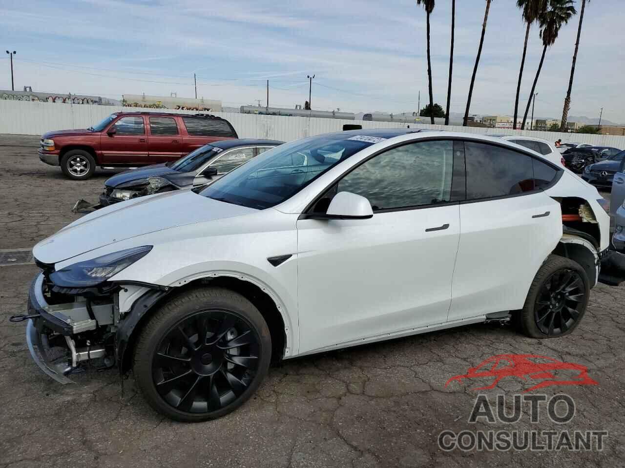 TESLA MODEL Y 2022 - 7SAYGDEE8NF509291