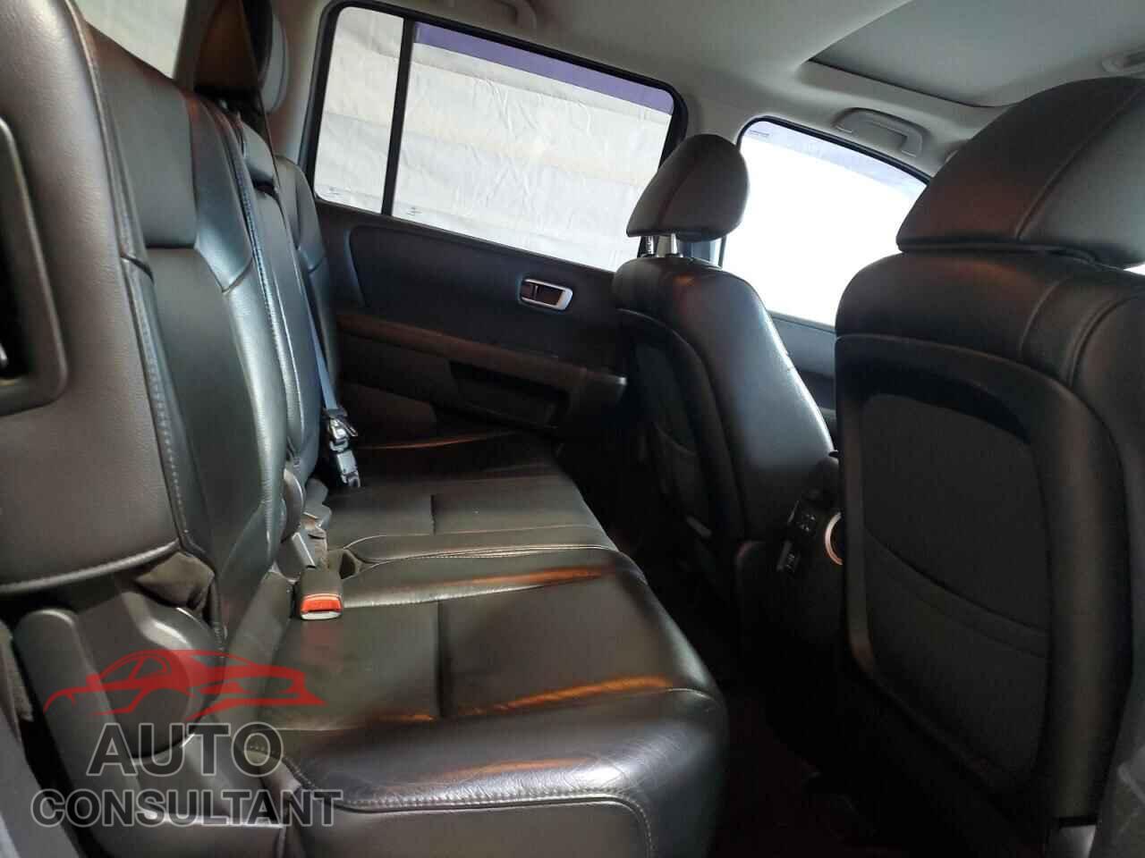 HONDA PILOT 2012 - 5FNYF4H52CB035167