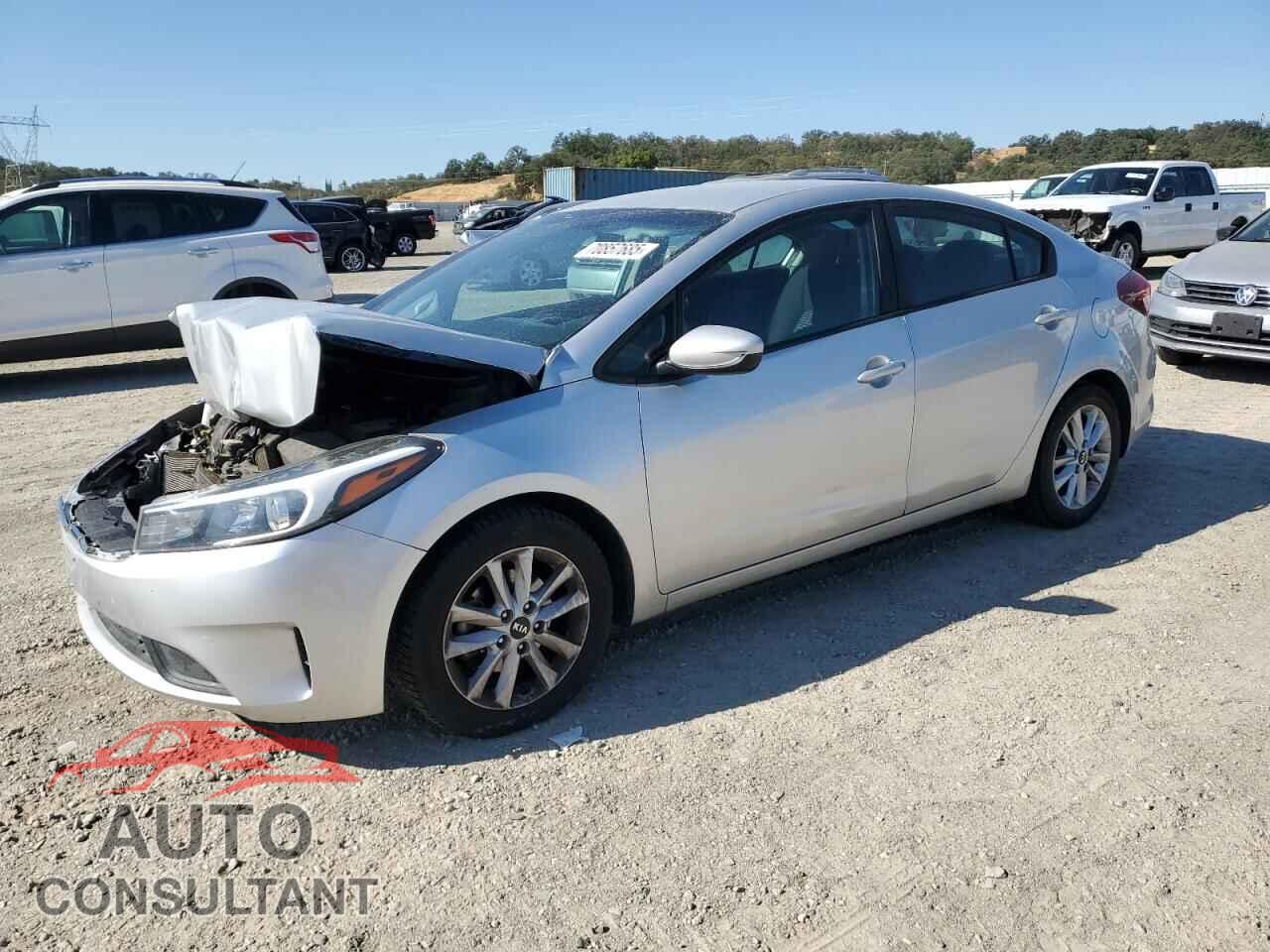 KIA FORTE 2017 - 3KPFL4A70HE018411