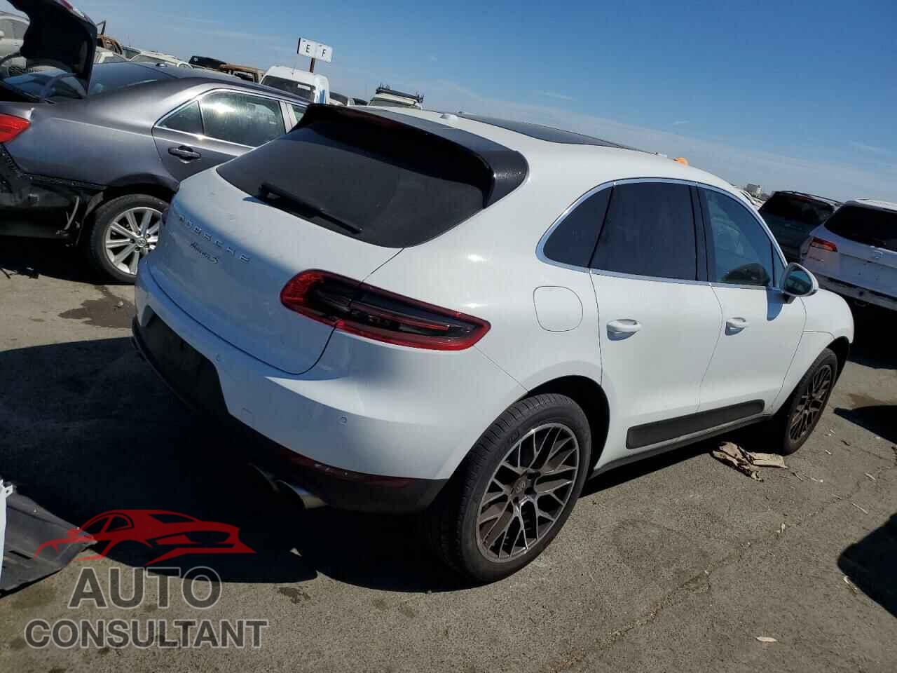 PORSCHE MACAN 2016 - WP1AB2A55GLB45627