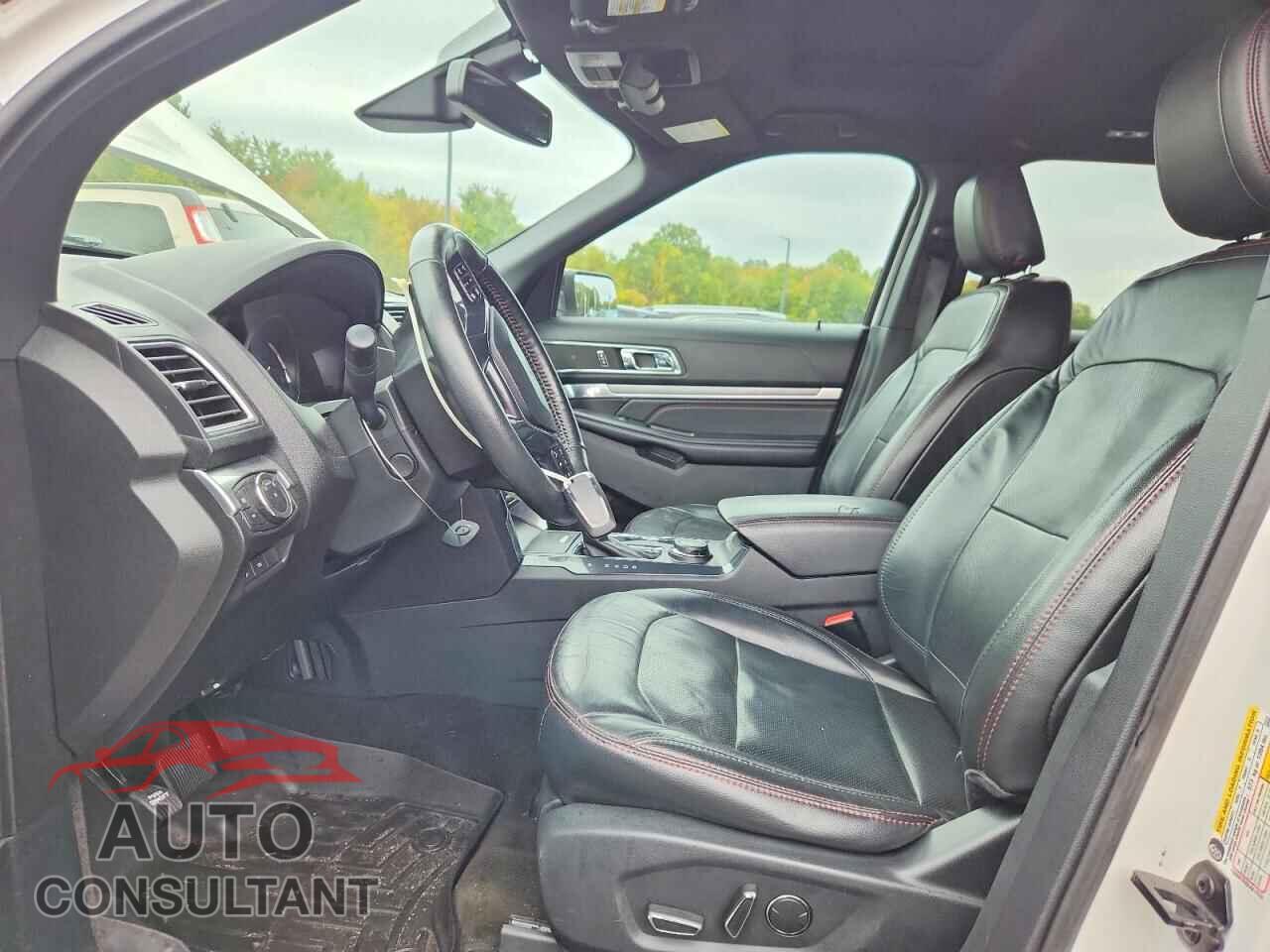 FORD EXPLORER 2018 - 1FM5K8GT4JGB37171