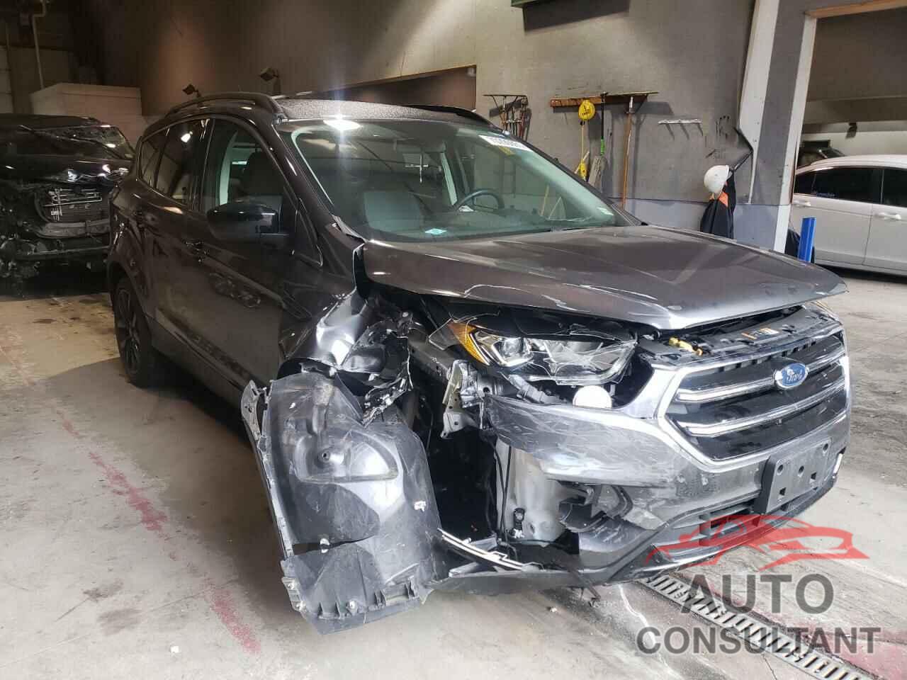 FORD ESCAPE 2018 - 1FMCU0GD9JUA19274