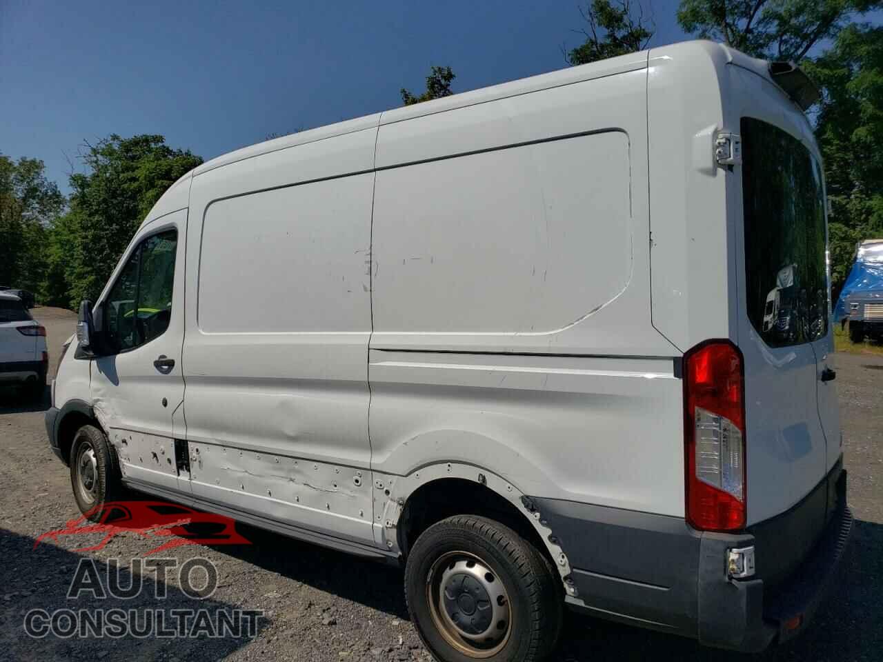FORD TRANSIT 2018 - 1FTYR1CM8JKA54522