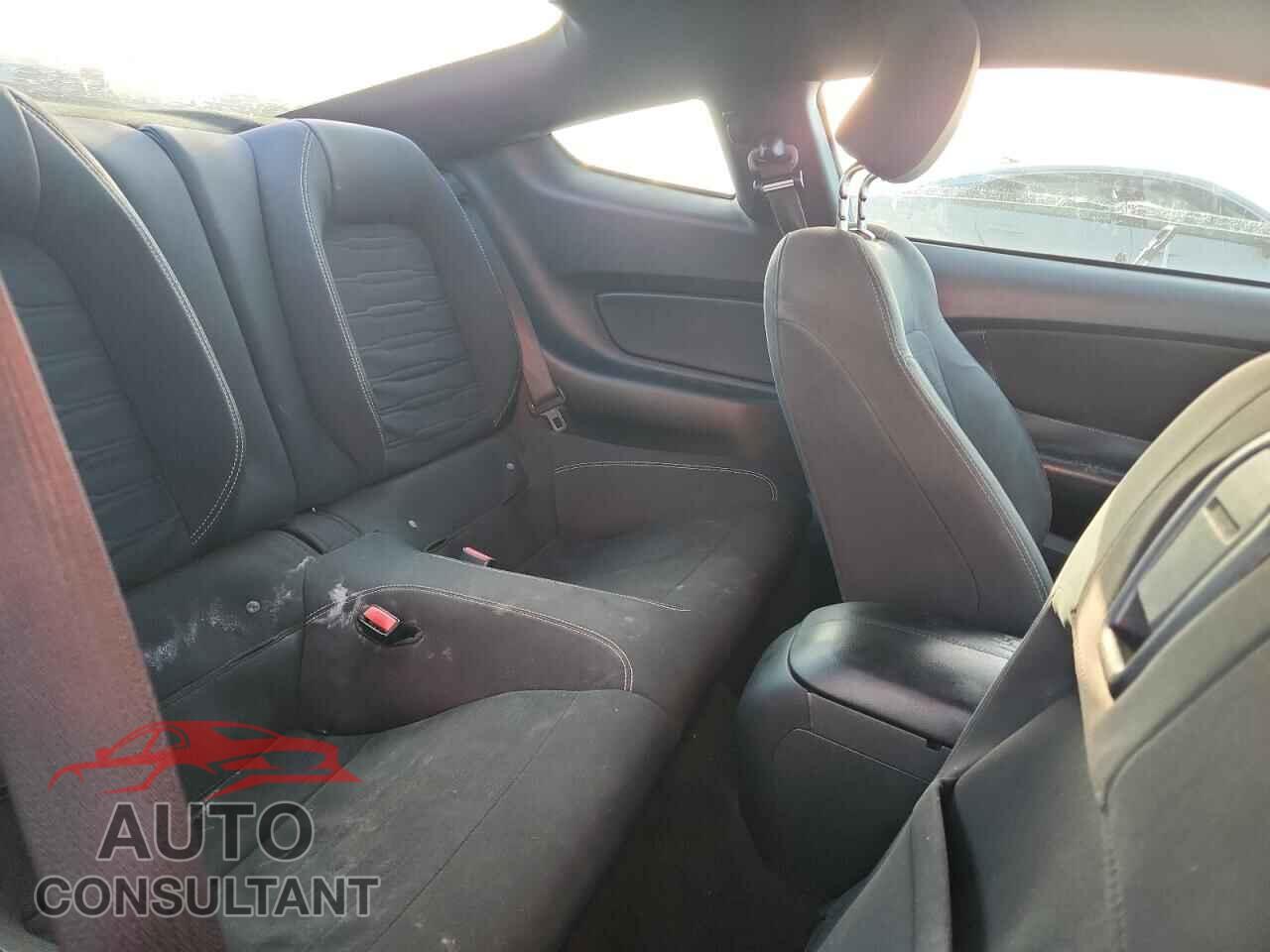 FORD MUSTANG 2017 - 1FA6P8TH8H5230136