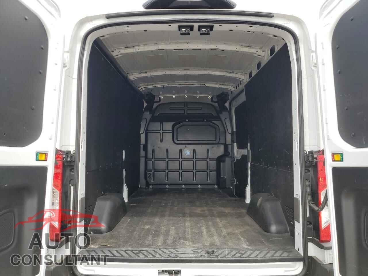 FORD TRANSIT 2023 - 1FTBR1C84PKB73038